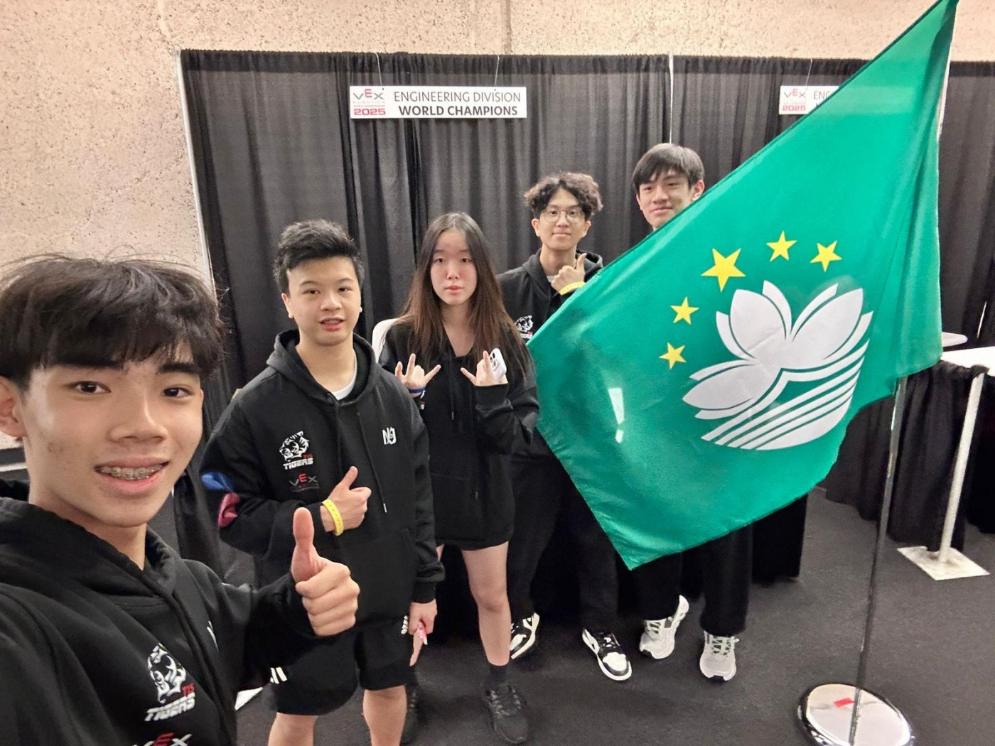 TIS-Robotics-Take-On-World-Stage-17.jpeg